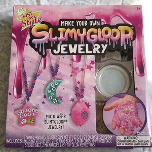 Make your own slimy jewelry